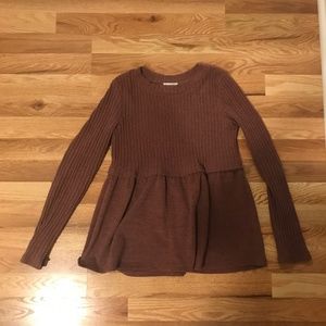 Flared long sleeved top